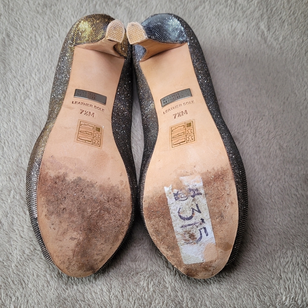 Badgley Mischka Humbie IV Gold Pewter peep toe heels size 7.5 - Picture 8 of 12